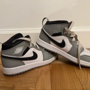 Nike Kids' Gray and White Sneakers